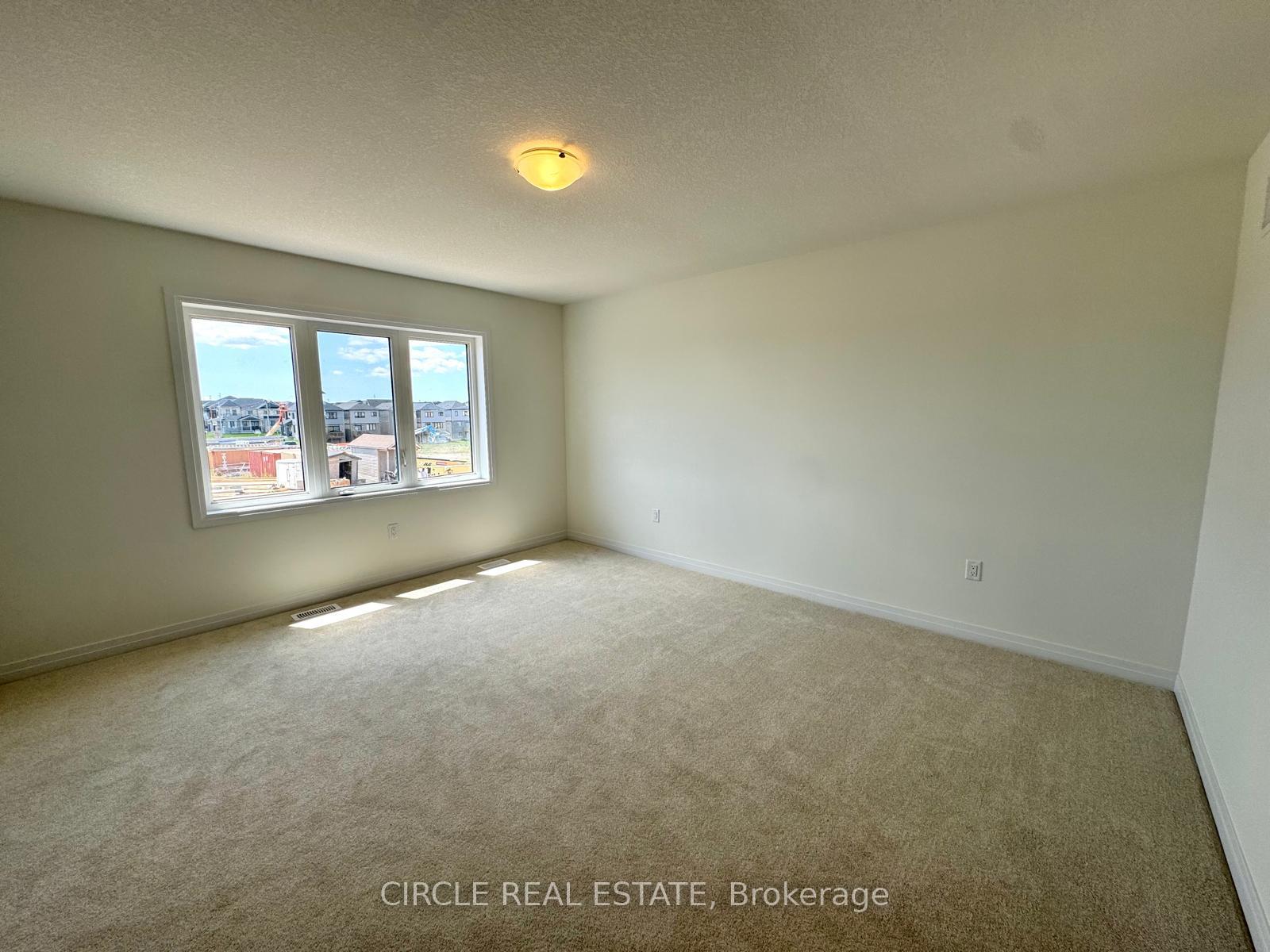 Photo 10 of 22 Velvet Way, Thorold, Rolling Meadows — HOMEH
