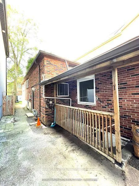 Photo 3 of Unit BSMT, 216 Glebemount Avenue, Toronto, Danforth Village-East York — HOMEH