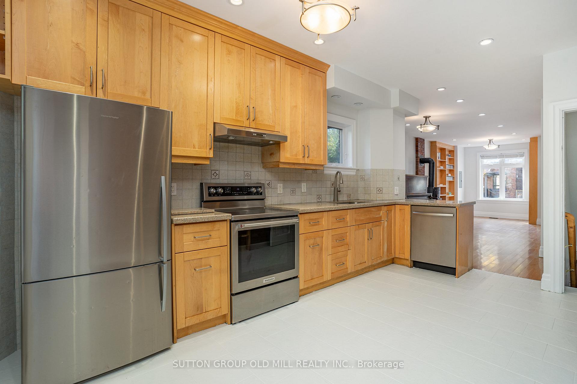 Photo 9 of 347 Gladstone Avenue, Toronto, Dufferin Grove — HOMEH