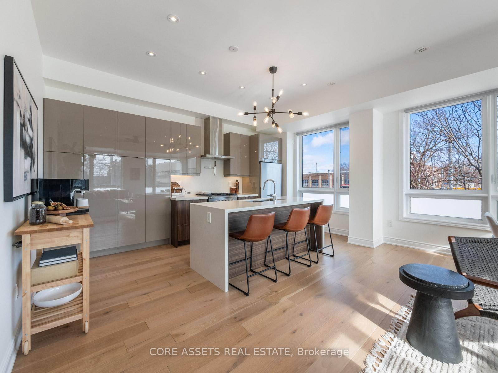 Photo 9 of 39 Minto Street, Toronto, Greenwood-Coxwell — HOMEH