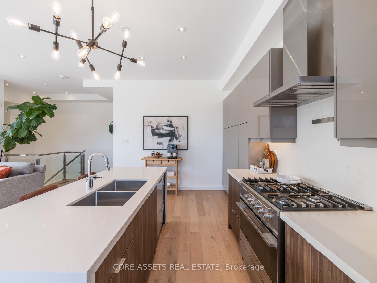 Photo 15 of 39 Minto Street, Toronto, Greenwood-Coxwell — HOMEH