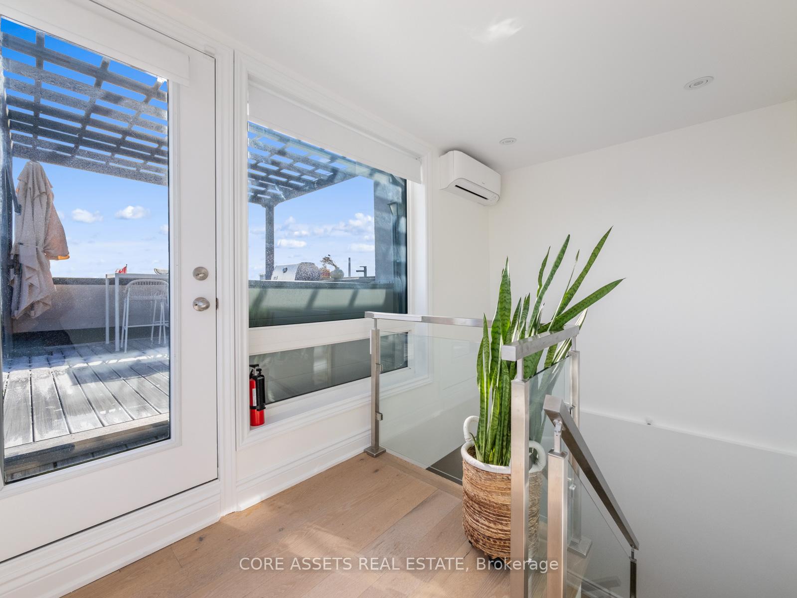Photo 25 of 39 Minto Street, Toronto, Greenwood-Coxwell — HOMEH