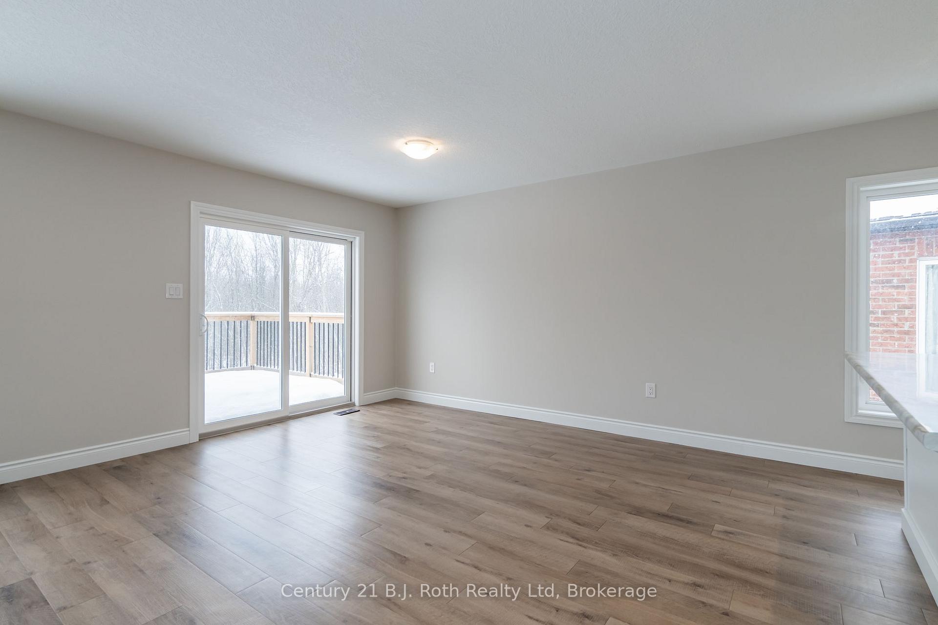 Photo 12 of 54 Hunter Avenue, Tay, Victoria Harbour — HOMEH