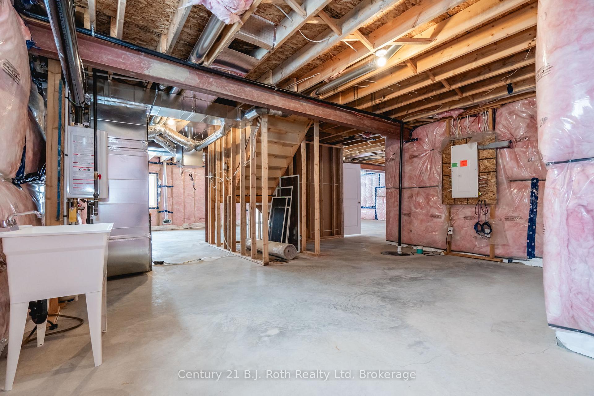 Photo 33 of 54 Hunter Avenue, Tay, Victoria Harbour — HOMEH