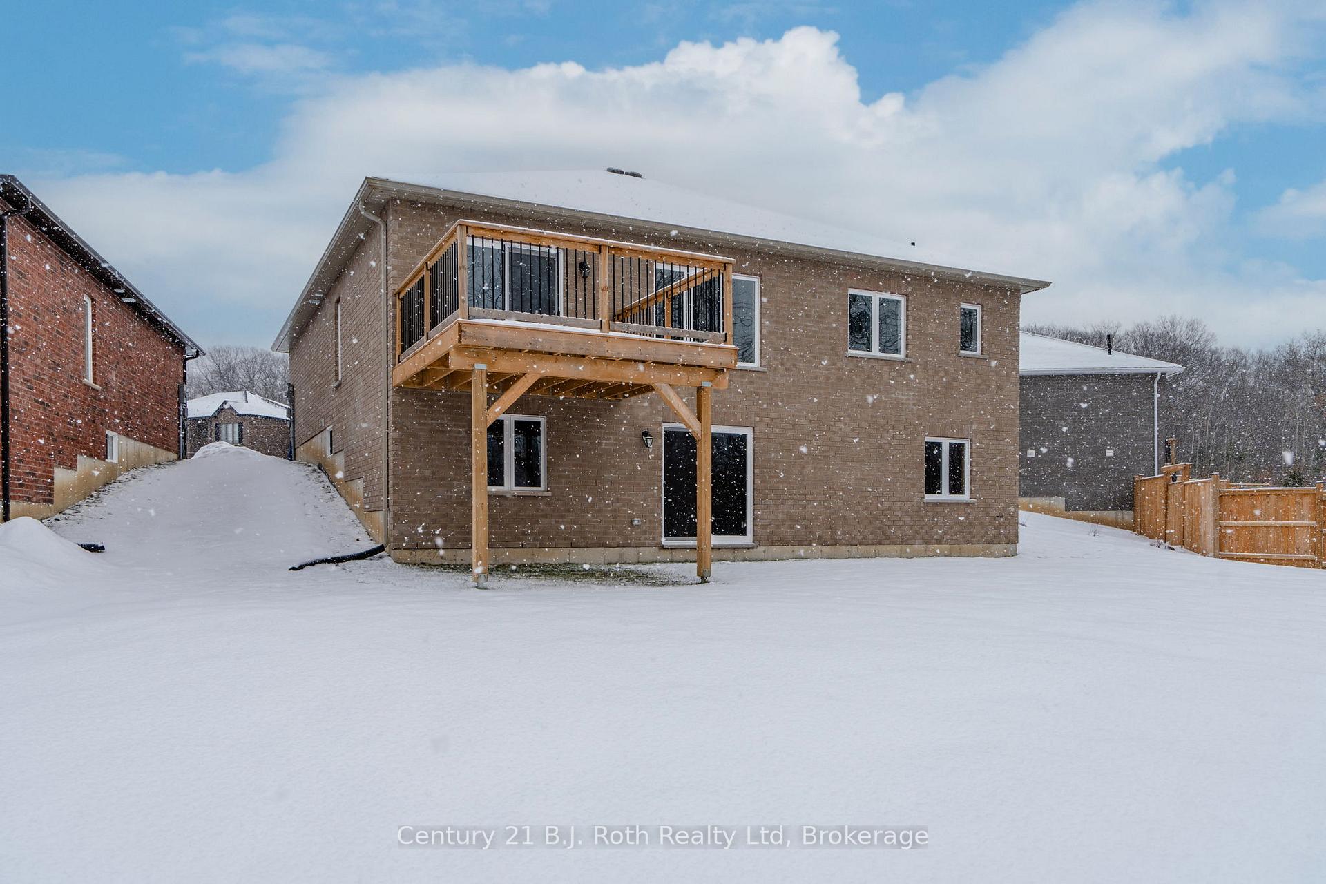 Photo 40 of 54 Hunter Avenue, Tay, Victoria Harbour — HOMEH