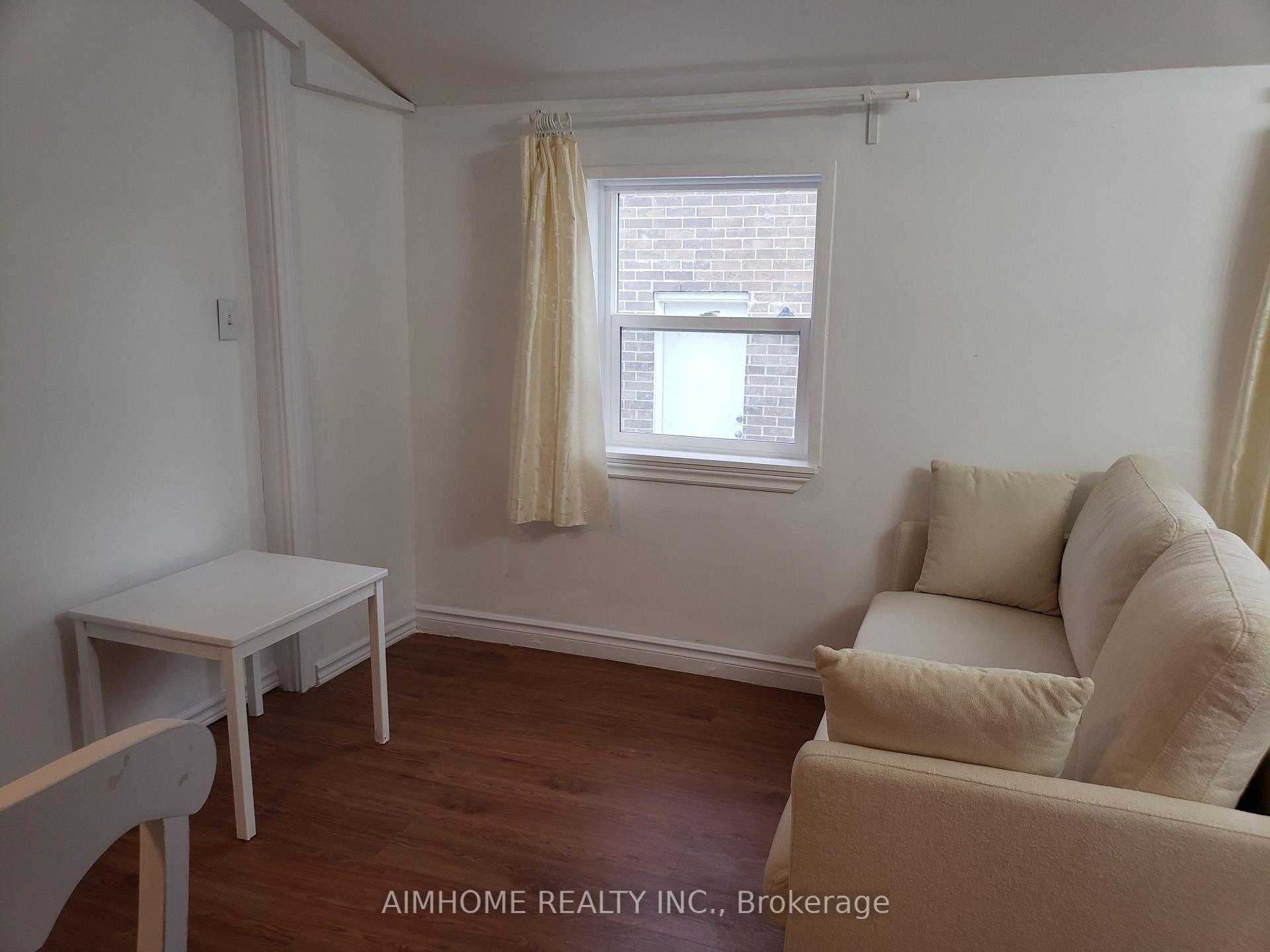 Photo 3 of 218 Morton Street, Thorold, Allanburg/Thorold South — HOMEH