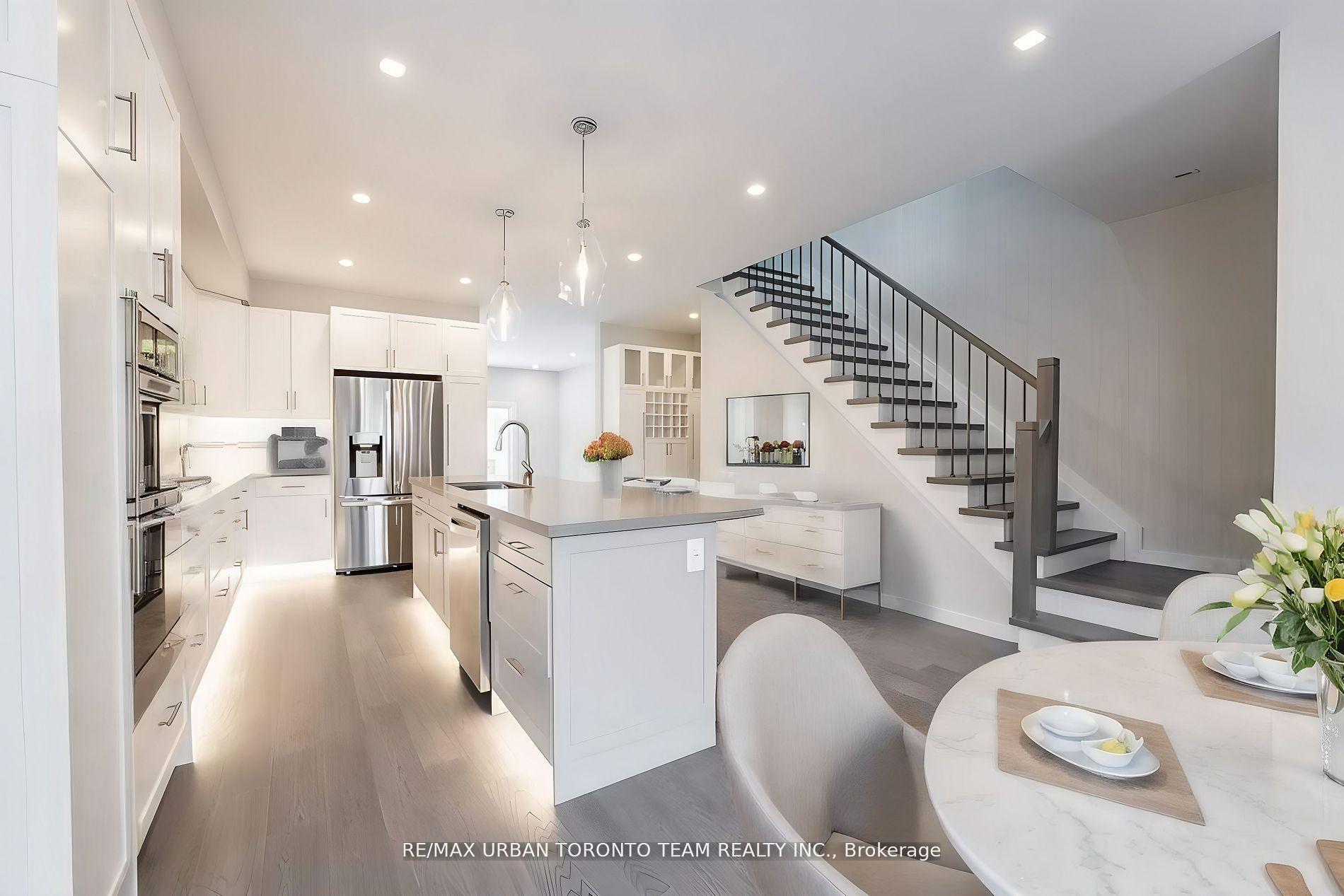 Photo 5 of 3515 St Clair Avenue E, Scarborough, Clairlea-Birchmount — HOMEH