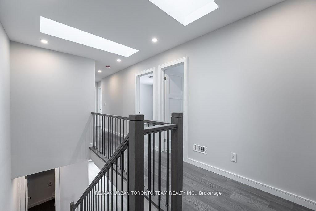 Photo 11 of 3515 St Clair Avenue E, Scarborough, Clairlea-Birchmount — HOMEH