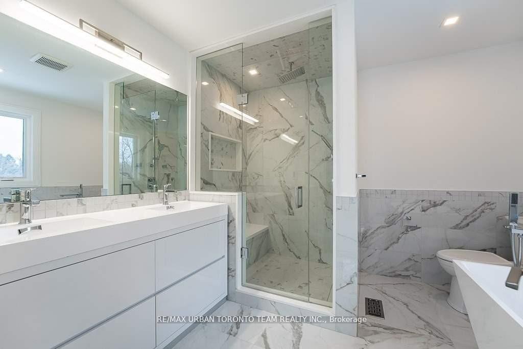 Photo 14 of 3515 St Clair Avenue E, Scarborough, Clairlea-Birchmount — HOMEH