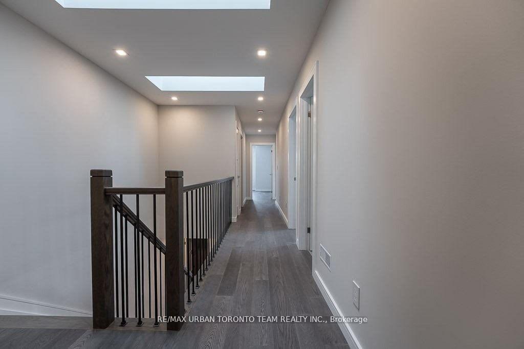 Photo 16 of 3515 St Clair Avenue E, Scarborough, Clairlea-Birchmount — HOMEH