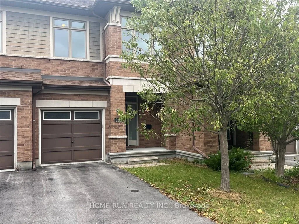 Front of 914 Fletcher Circle
