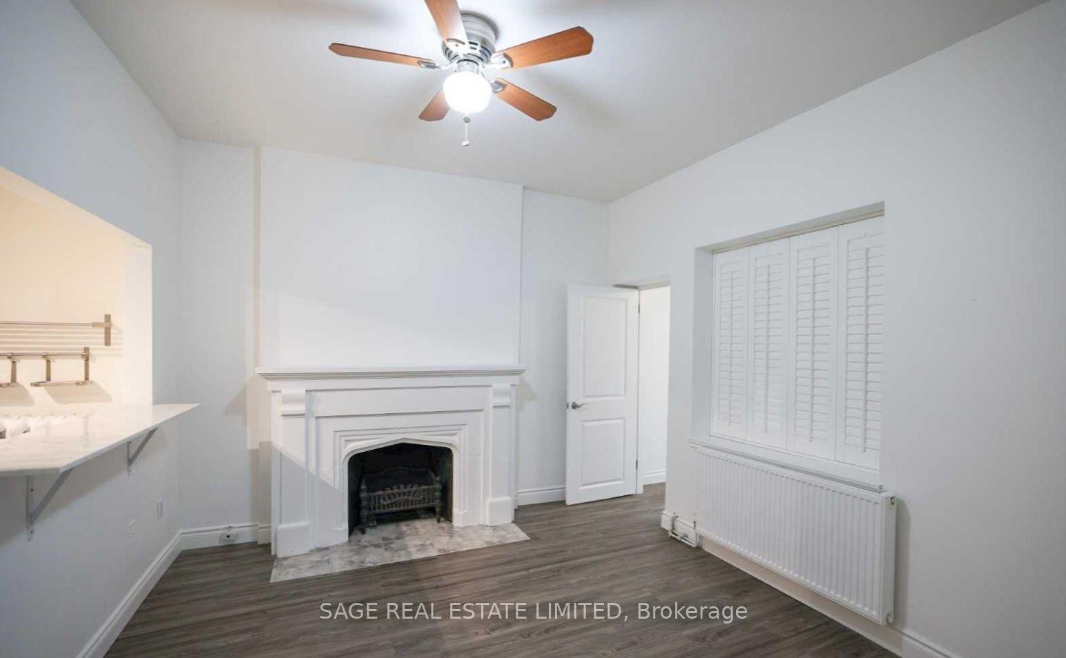 Photo 3 of Unit 1A, 8 Brookmount Road, Toronto, The Beaches — HOMEH