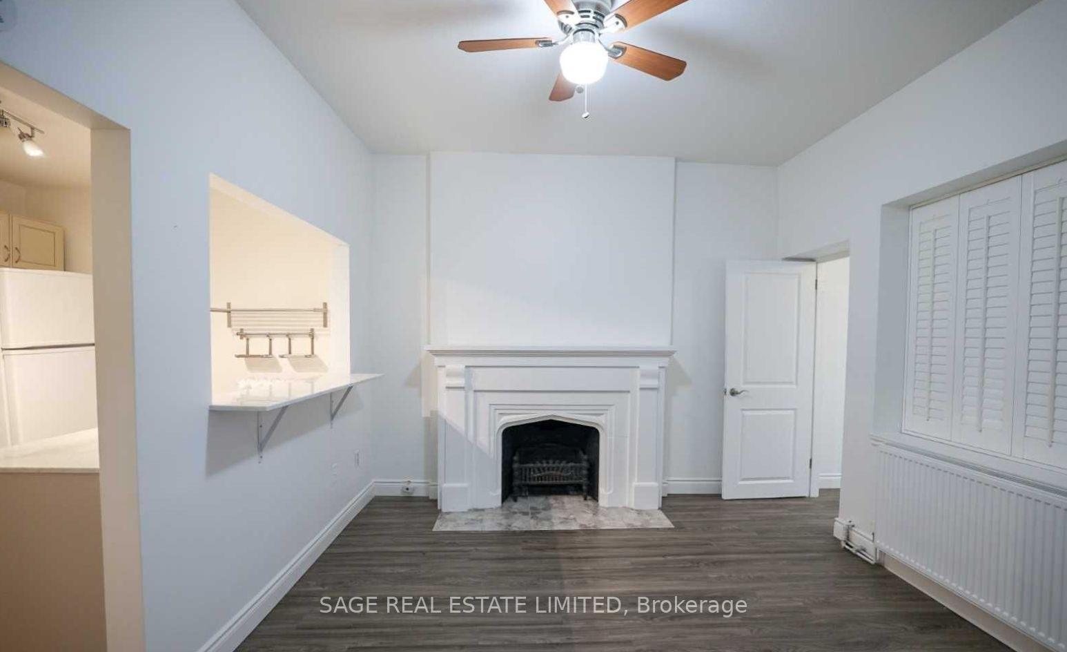 Photo 4 of Unit 1A, 8 Brookmount Road, Toronto, The Beaches — HOMEH