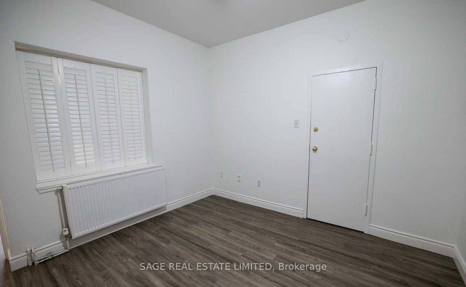 Photo 5 of Unit 1A, 8 Brookmount Road, Toronto, The Beaches — HOMEH