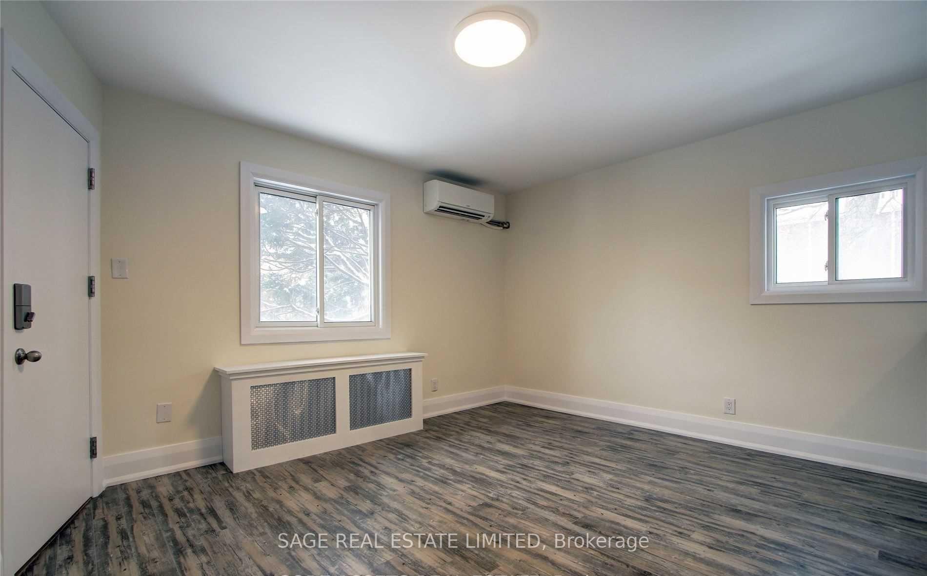 Photo 3 of Unit 5, 1571 Mount Pleasant Road, Toronto, Lawrence Park North — HOMEH