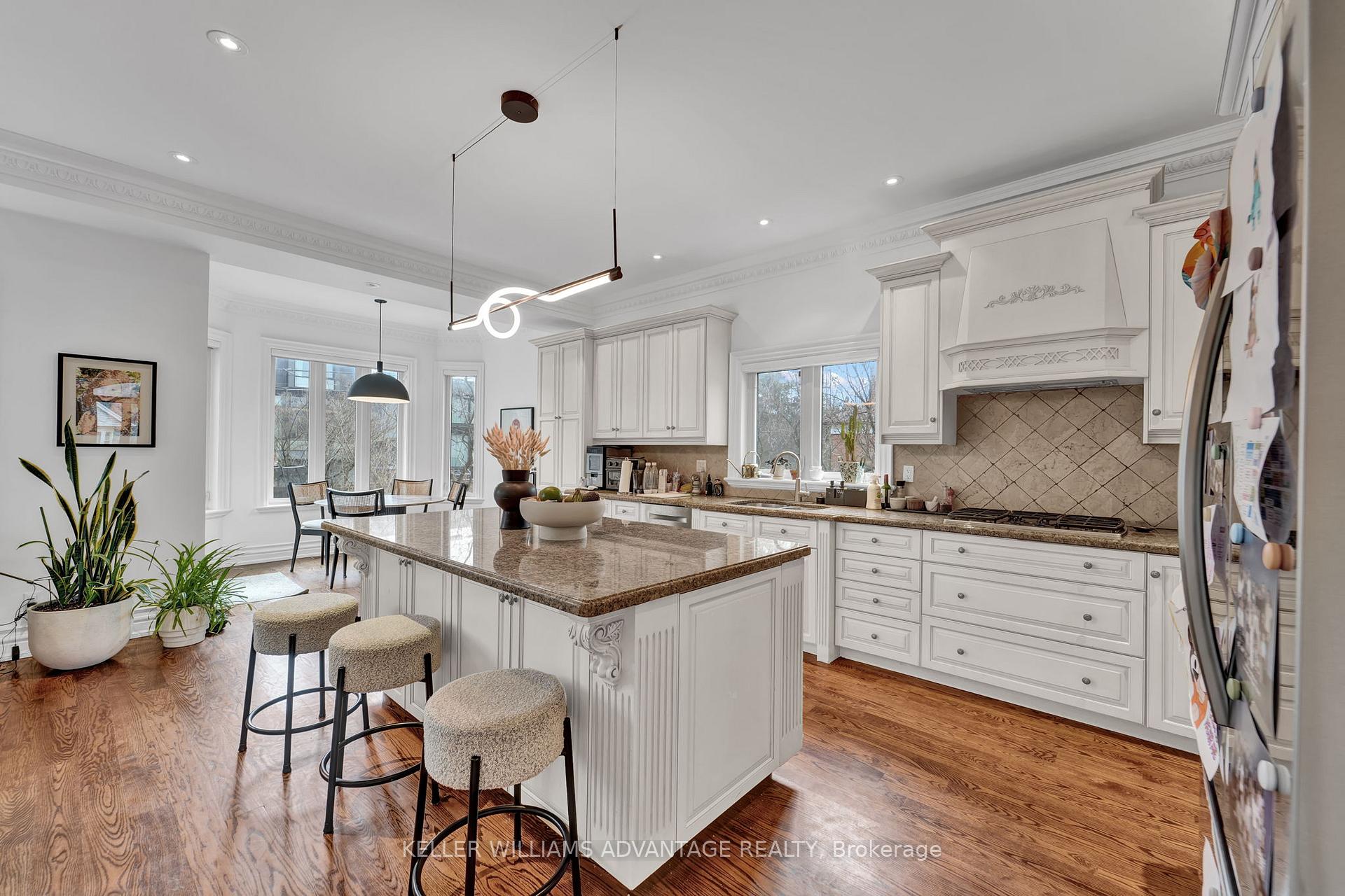 Photo 13 of 241 Joicey Boulevard, Toronto, Bedford Park-Nortown — HOMEH