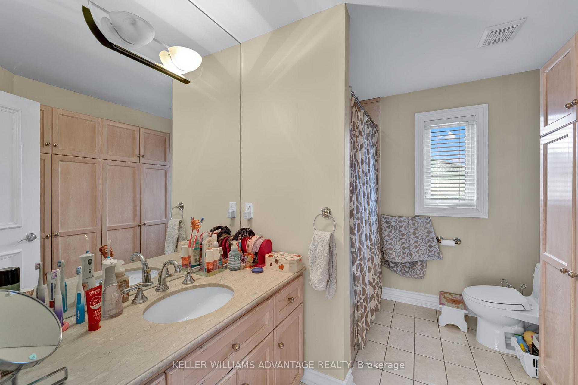 Photo 25 of 241 Joicey Boulevard, Toronto, Bedford Park-Nortown — HOMEH
