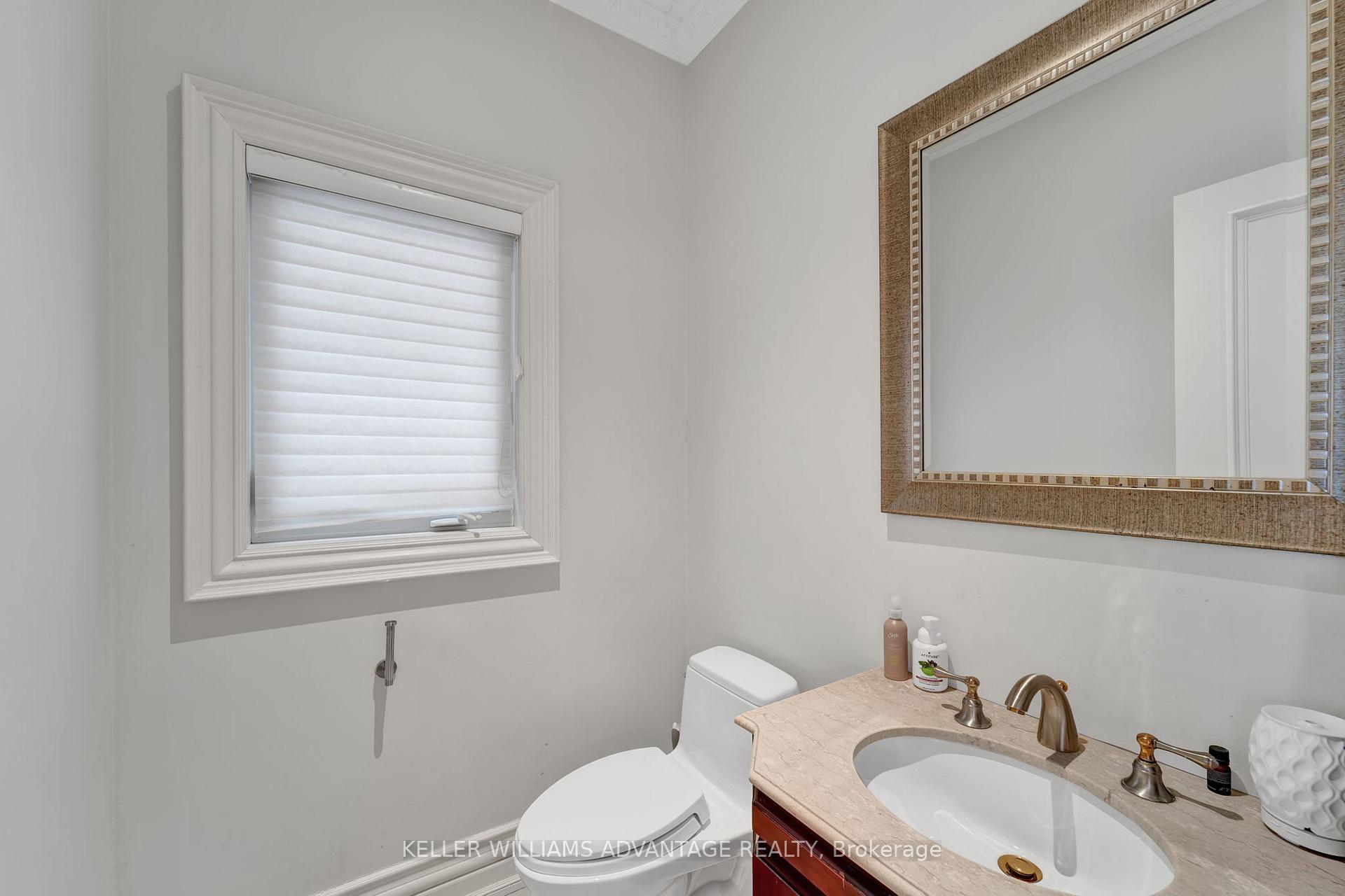 Photo 26 of 241 Joicey Boulevard, Toronto, Bedford Park-Nortown — HOMEH