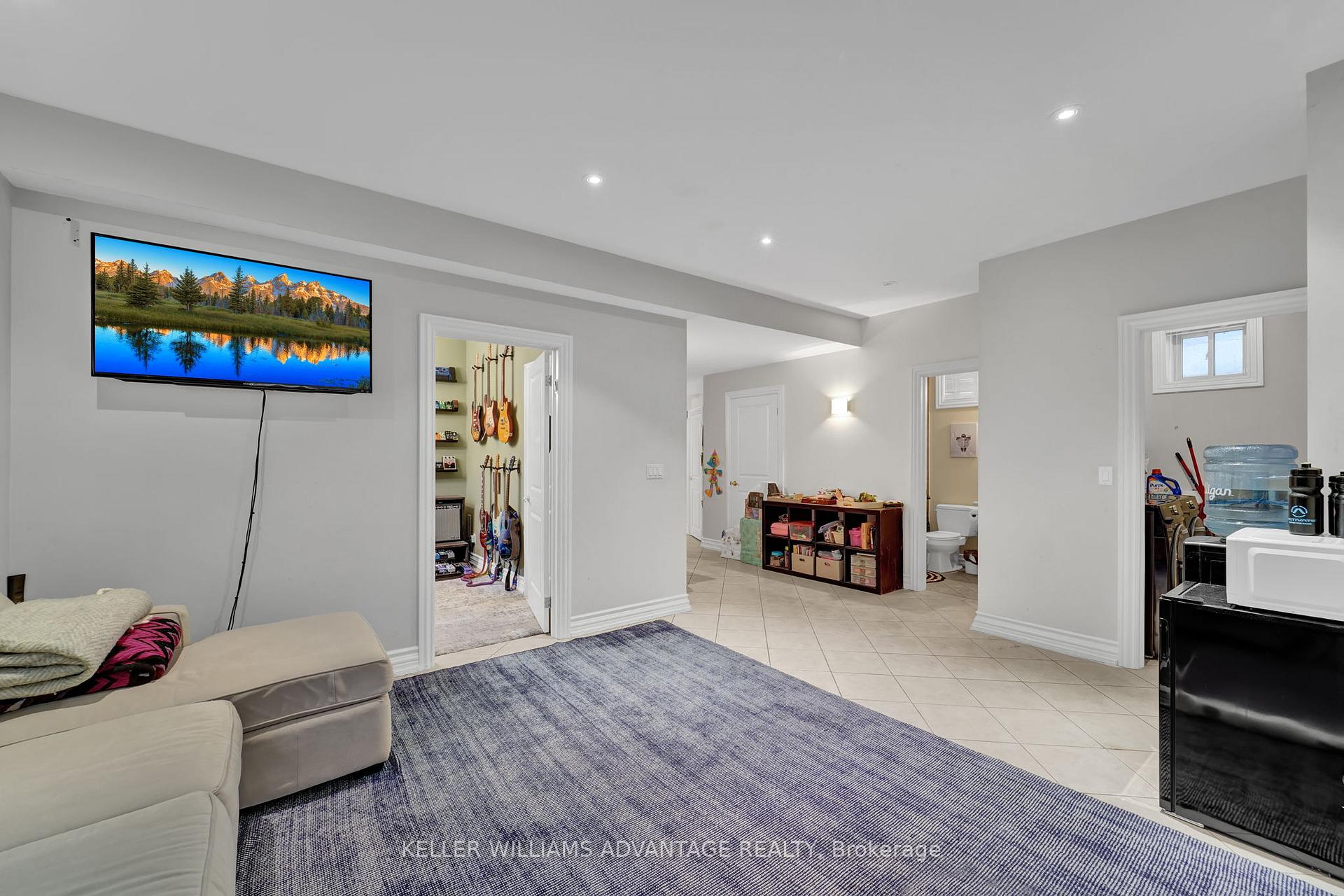 Photo 28 of 241 Joicey Boulevard, Toronto, Bedford Park-Nortown — HOMEH