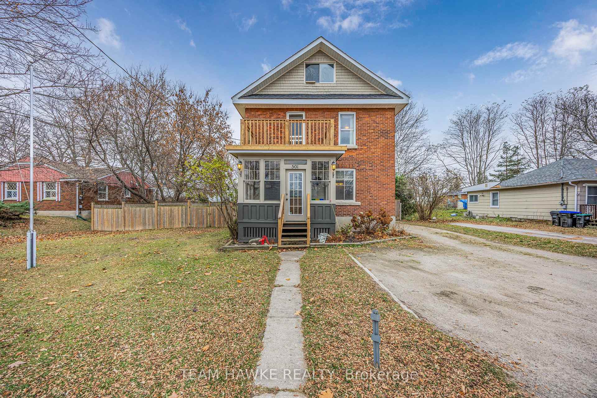 Photo 2 of 501 Talbot Street, Tay, Port McNicoll — HOMEH