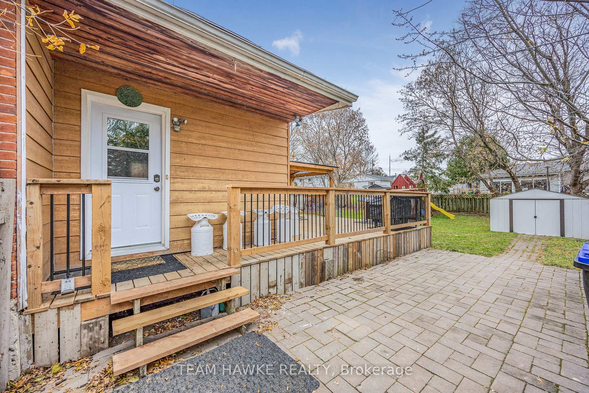 Photo 3 of 501 Talbot Street, Tay, Port McNicoll — HOMEH