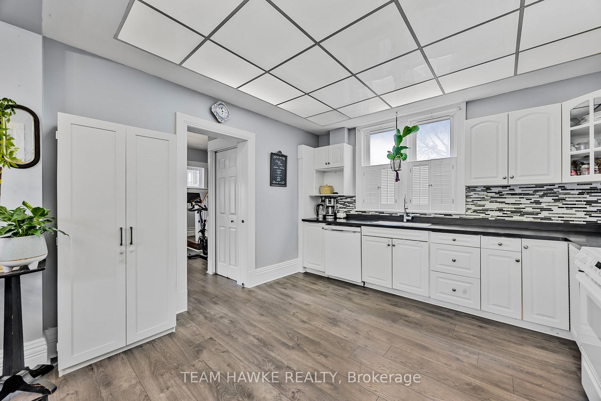 Photo 12 of 501 Talbot Street, Tay, Port McNicoll — HOMEH