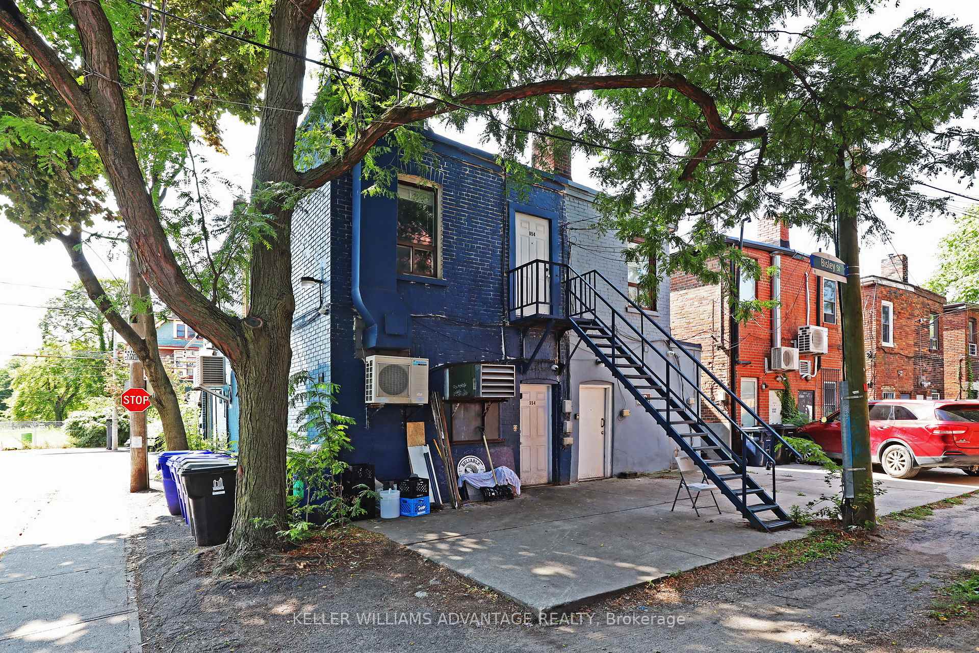 Photo 20 of Unit Upper, 954 Queen Street E, Toronto, South Riverdale — HOMEH