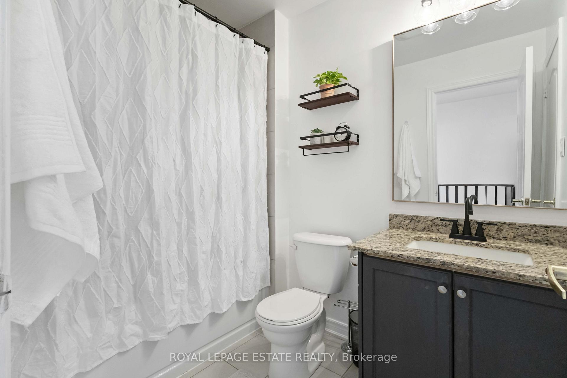 Photo 26 of 30 Belanger Crescent, Scarborough, Clairlea-Birchmount — HOMEH
