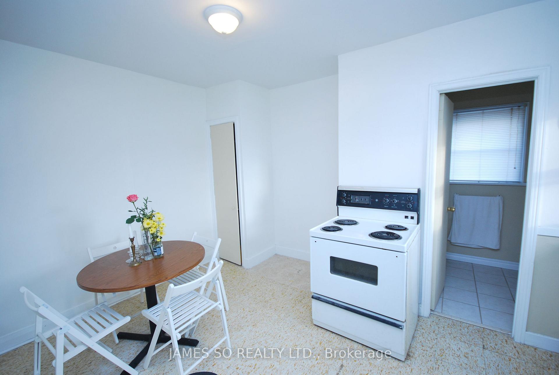 Photo 12 of Unit 2, 471 Sammon Avenue, Toronto, Danforth Village-East York — HOMEH
