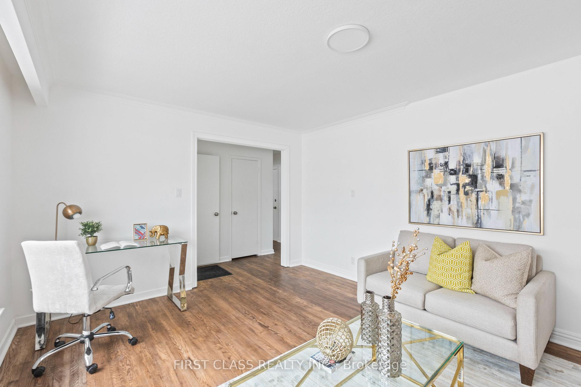 Photo 5 of 1 Hughey Crescent, Scarborough, Ionview — HOMEH