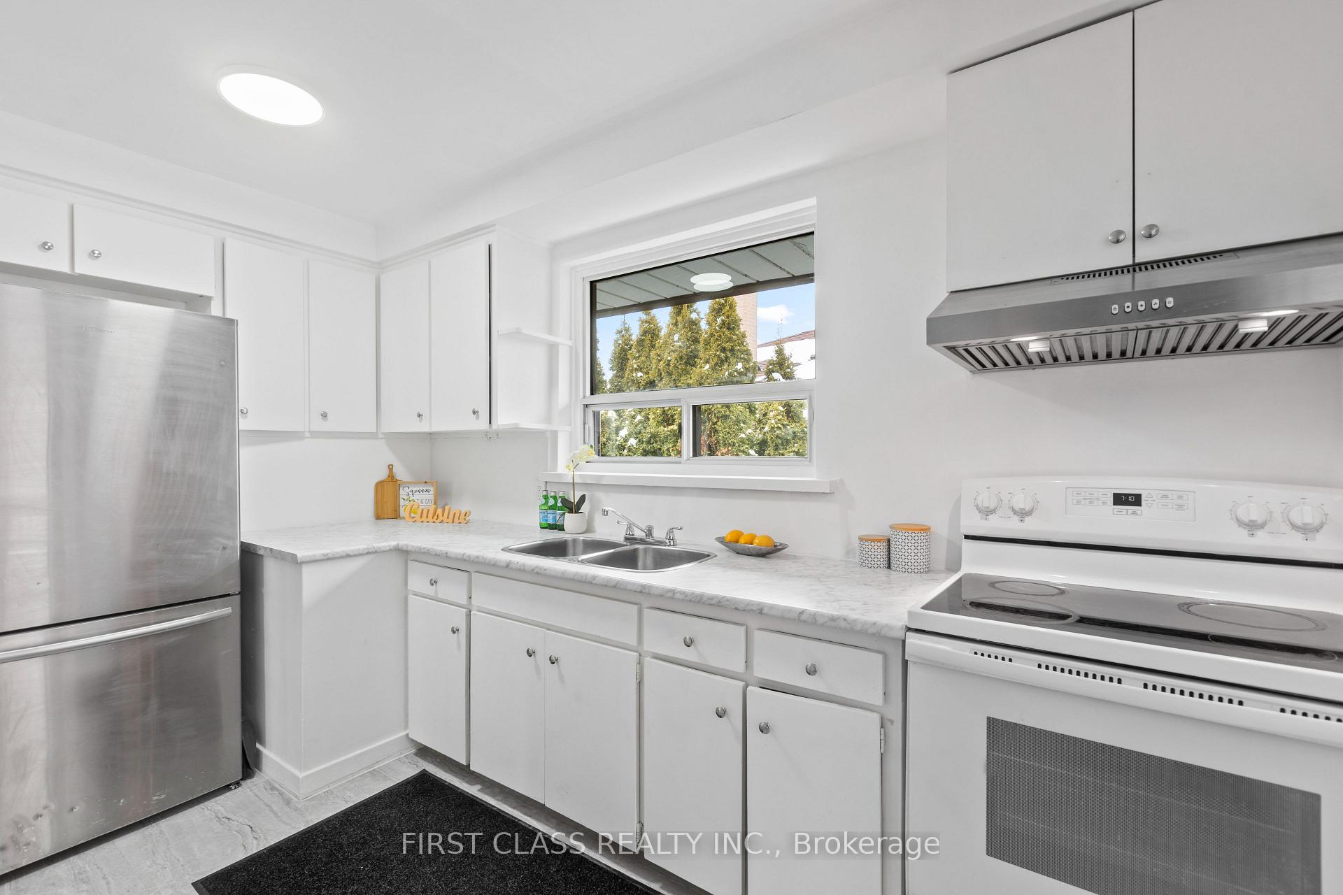 Photo 7 of 1 Hughey Crescent, Scarborough, Ionview — HOMEH