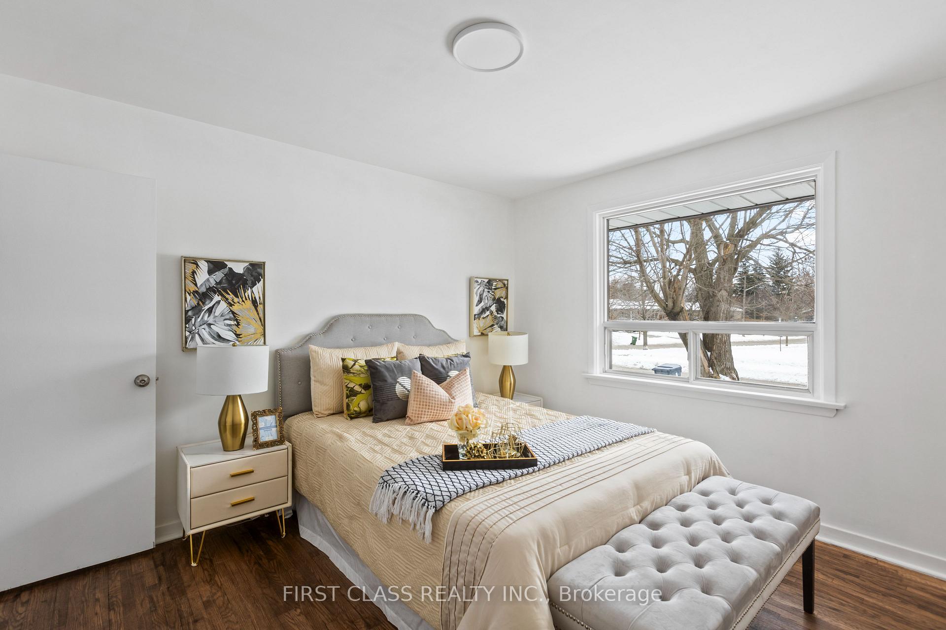 Photo 13 of 1 Hughey Crescent, Scarborough, Ionview — HOMEH