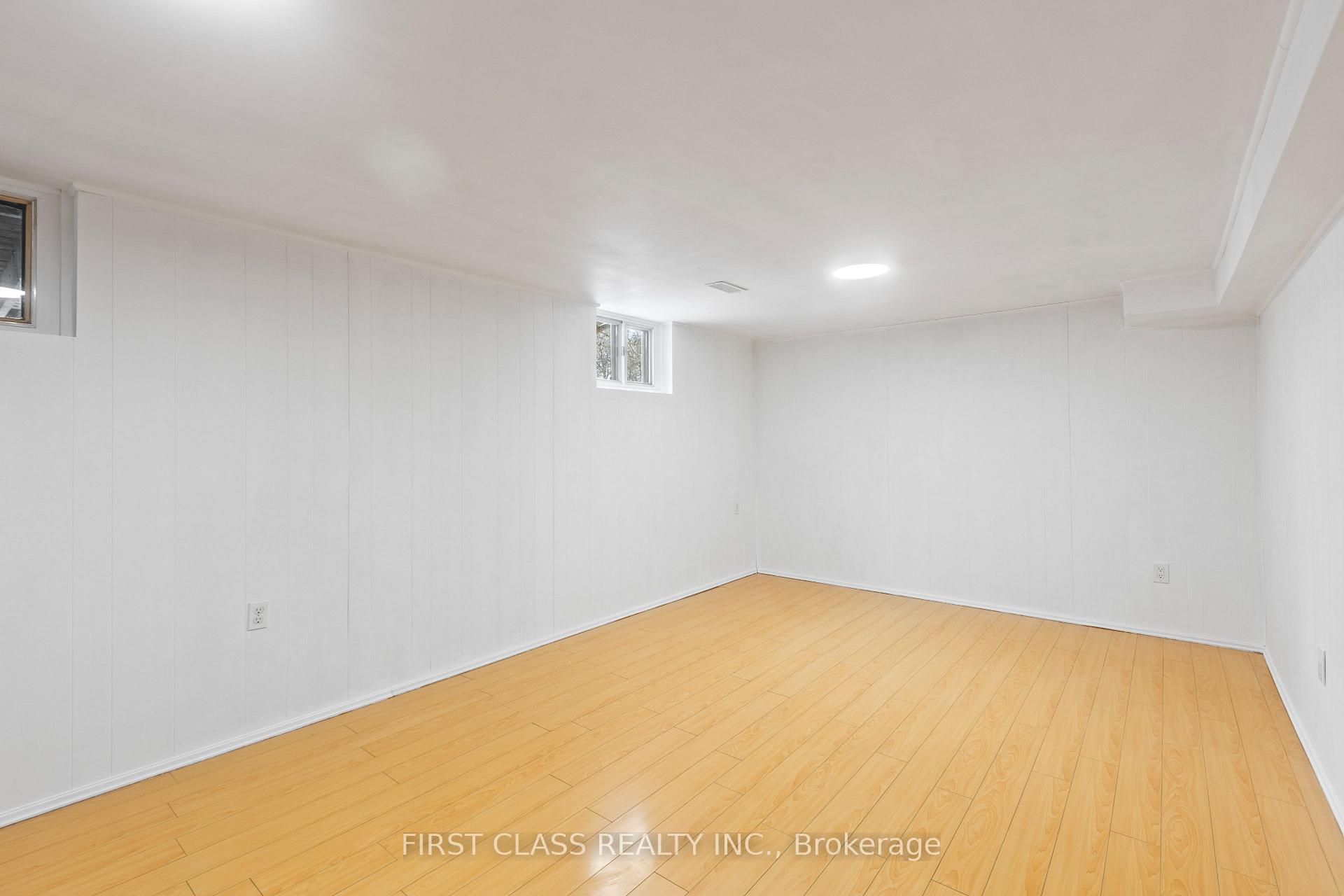 Photo 18 of 1 Hughey Crescent, Scarborough, Ionview — HOMEH