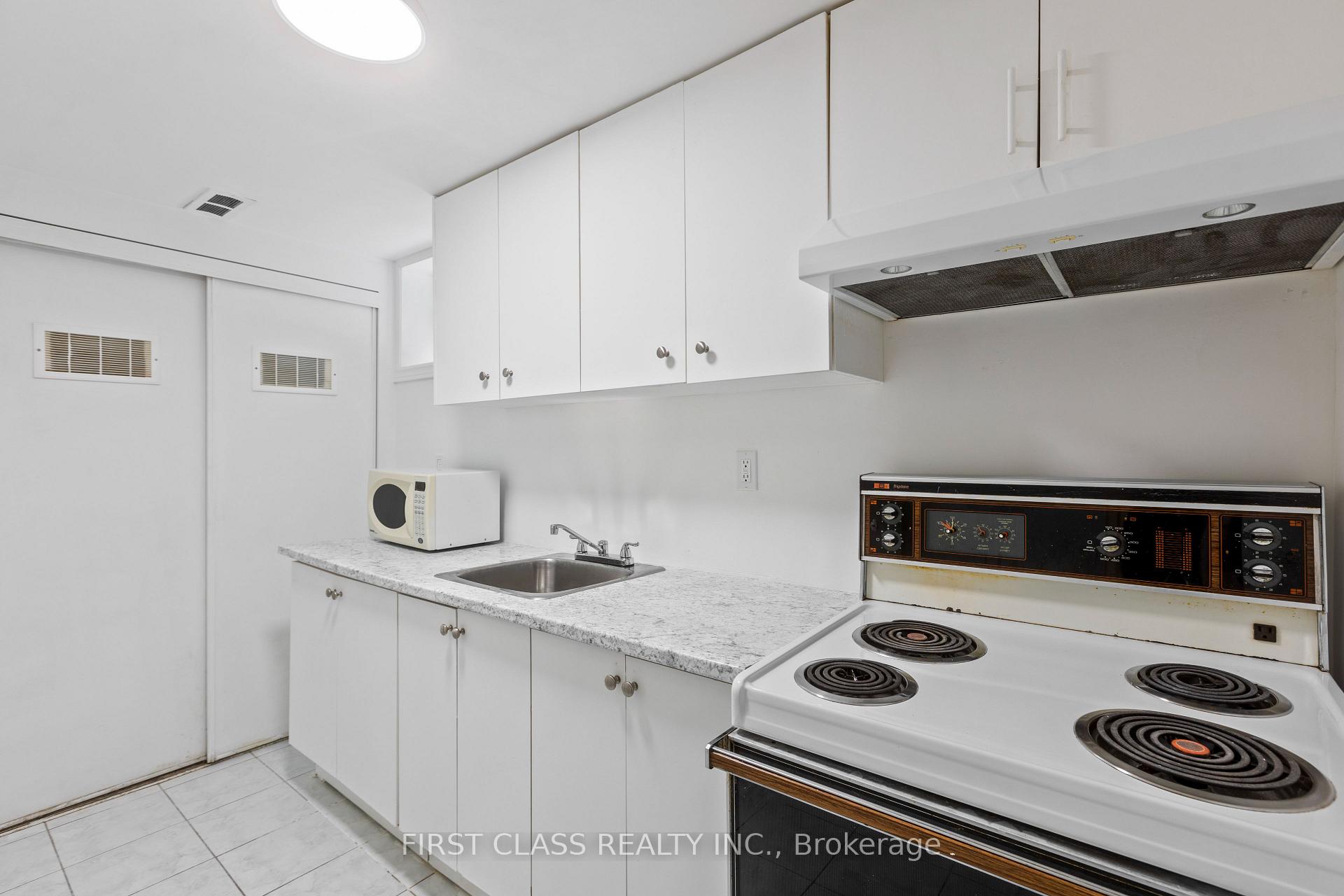 Photo 23 of 1 Hughey Crescent, Scarborough, Ionview — HOMEH