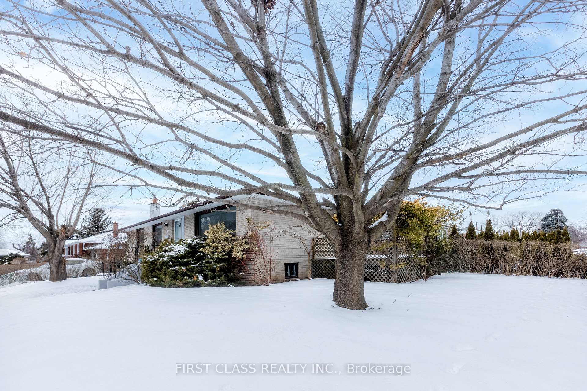 Photo 26 of 1 Hughey Crescent, Scarborough, Ionview — HOMEH