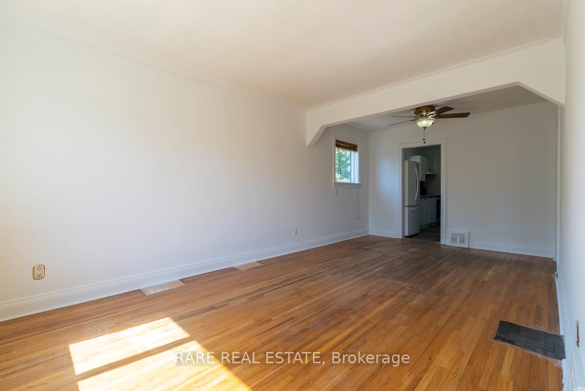Photo 5 of 18 Galbraith Avenue, Toronto, O'Connor-Parkview — HOMEH