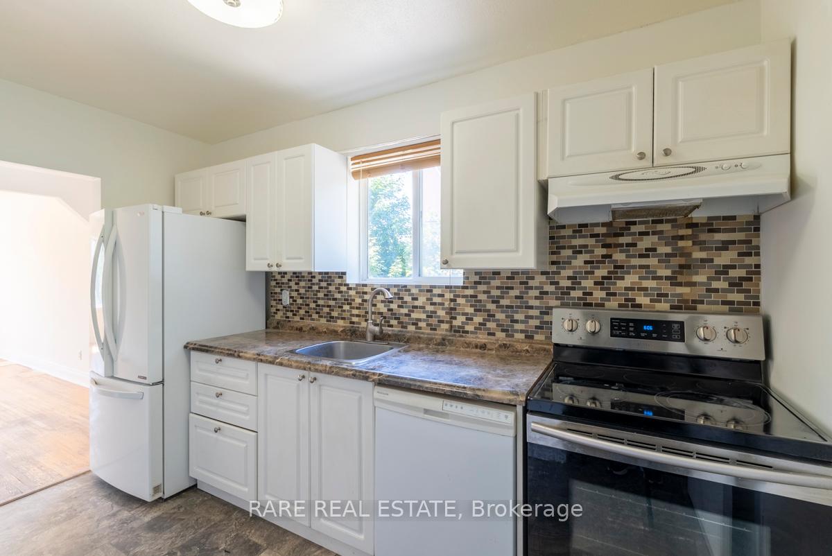 Photo 7 of 18 Galbraith Avenue, Toronto, O'Connor-Parkview — HOMEH