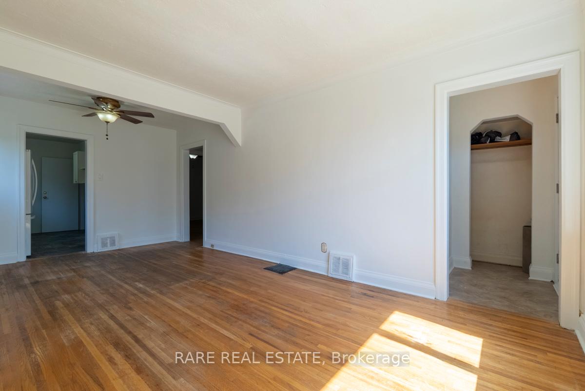 Photo 9 of 18 Galbraith Avenue, Toronto, O'Connor-Parkview — HOMEH