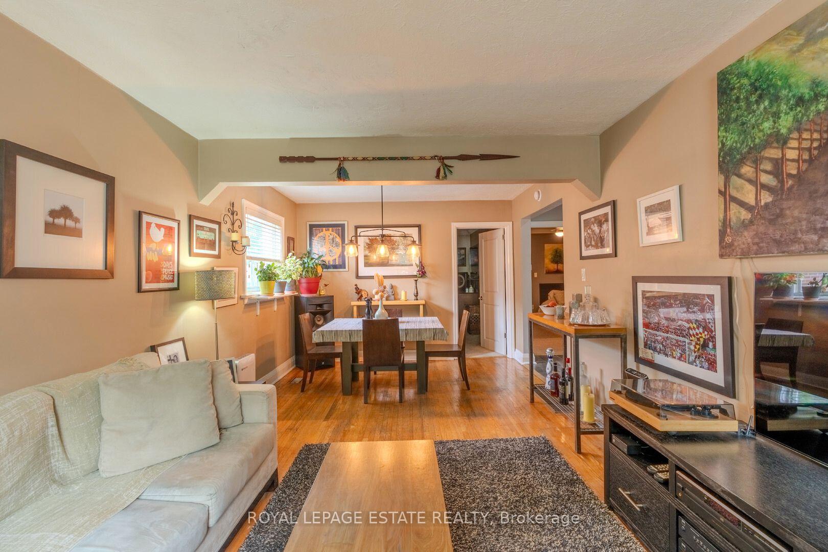 Photo 6 of 210 Westview Boulevard, Toronto, O'Connor-Parkview — HOMEH