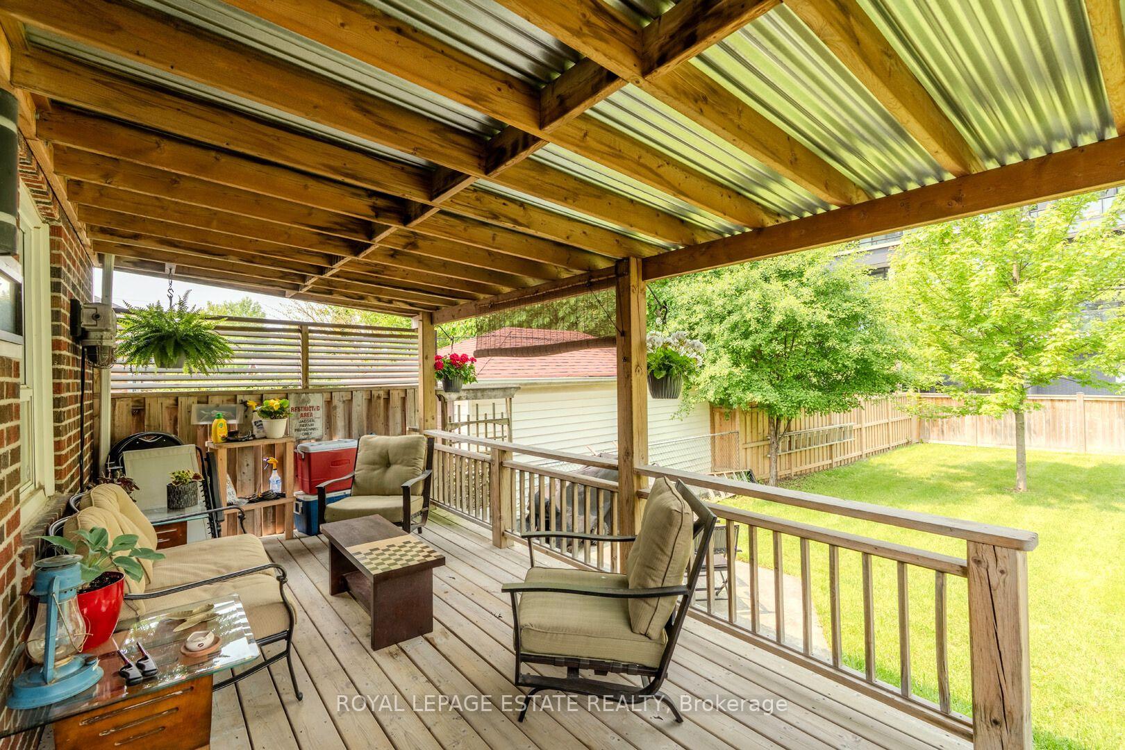 Photo 12 of 210 Westview Boulevard, Toronto, O'Connor-Parkview — HOMEH