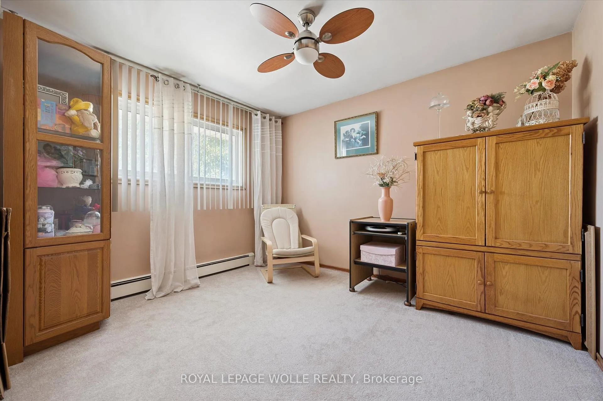 Photo 16 of 136 Fairway Road N, Kitchener — HOMEH