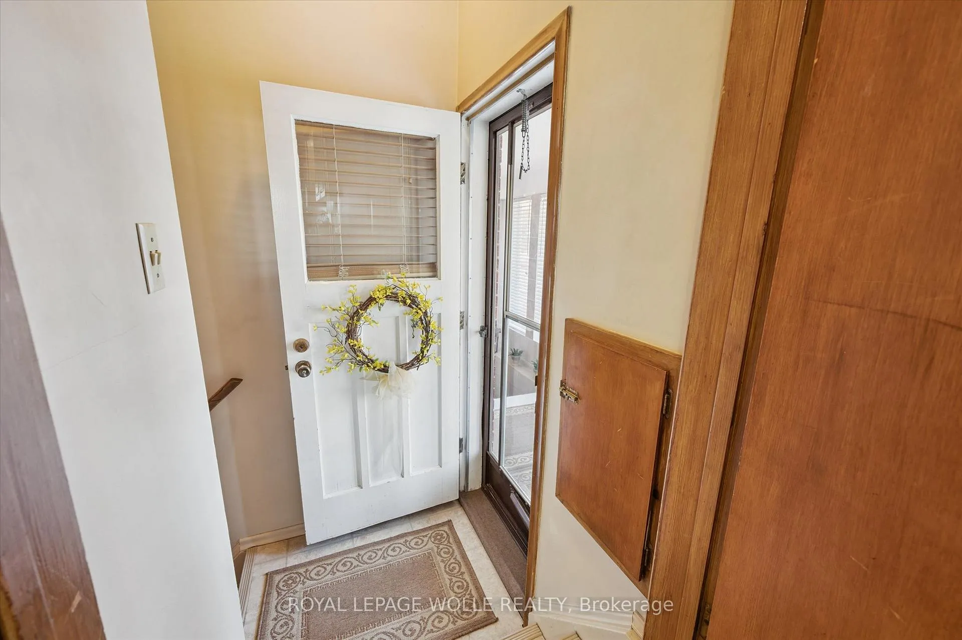 Photo 23 of 136 Fairway Road N, Kitchener — HOMEH