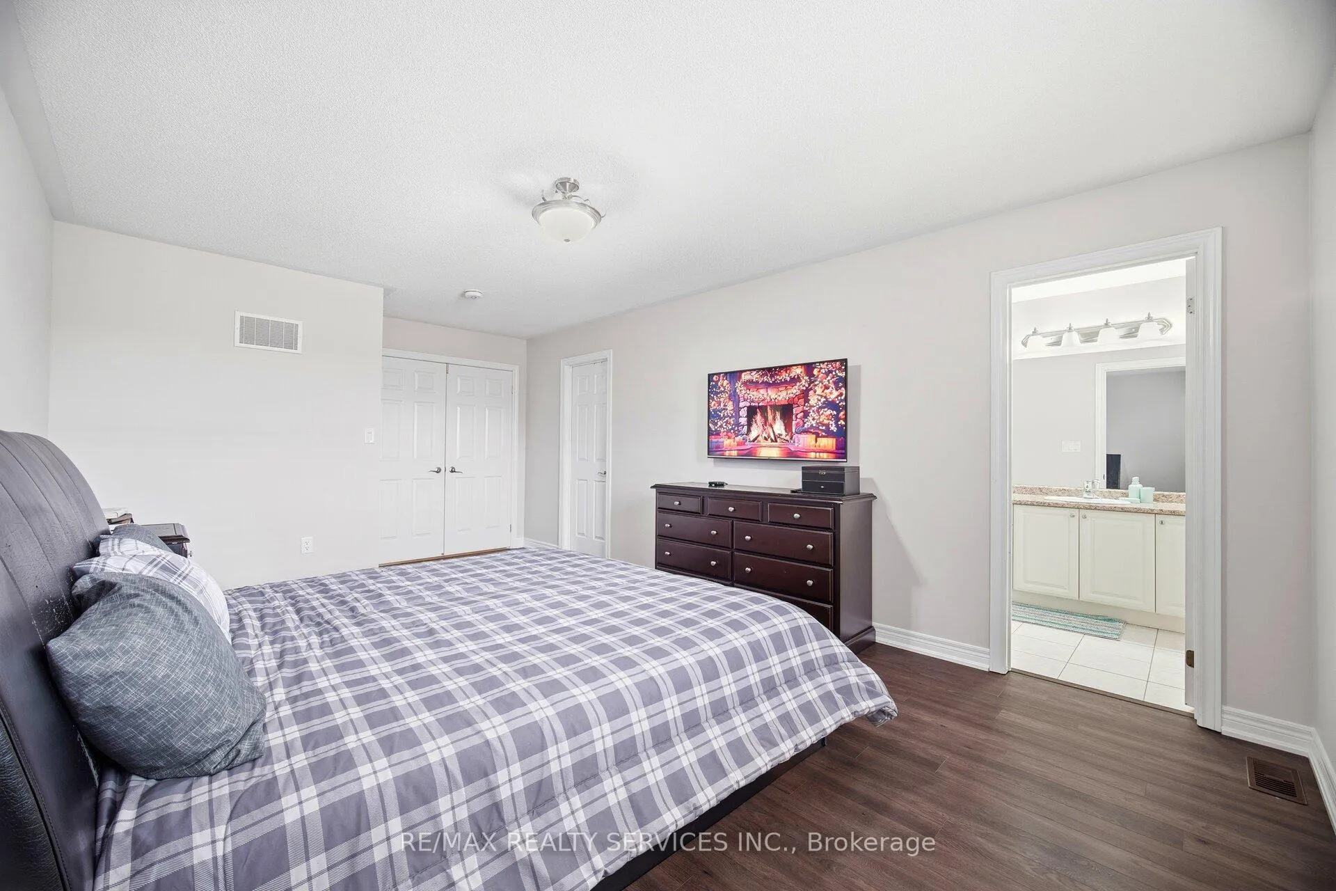 Photo 23 of 40 Abigail Crescent, Caledon, Rural Caledon — HOMEH