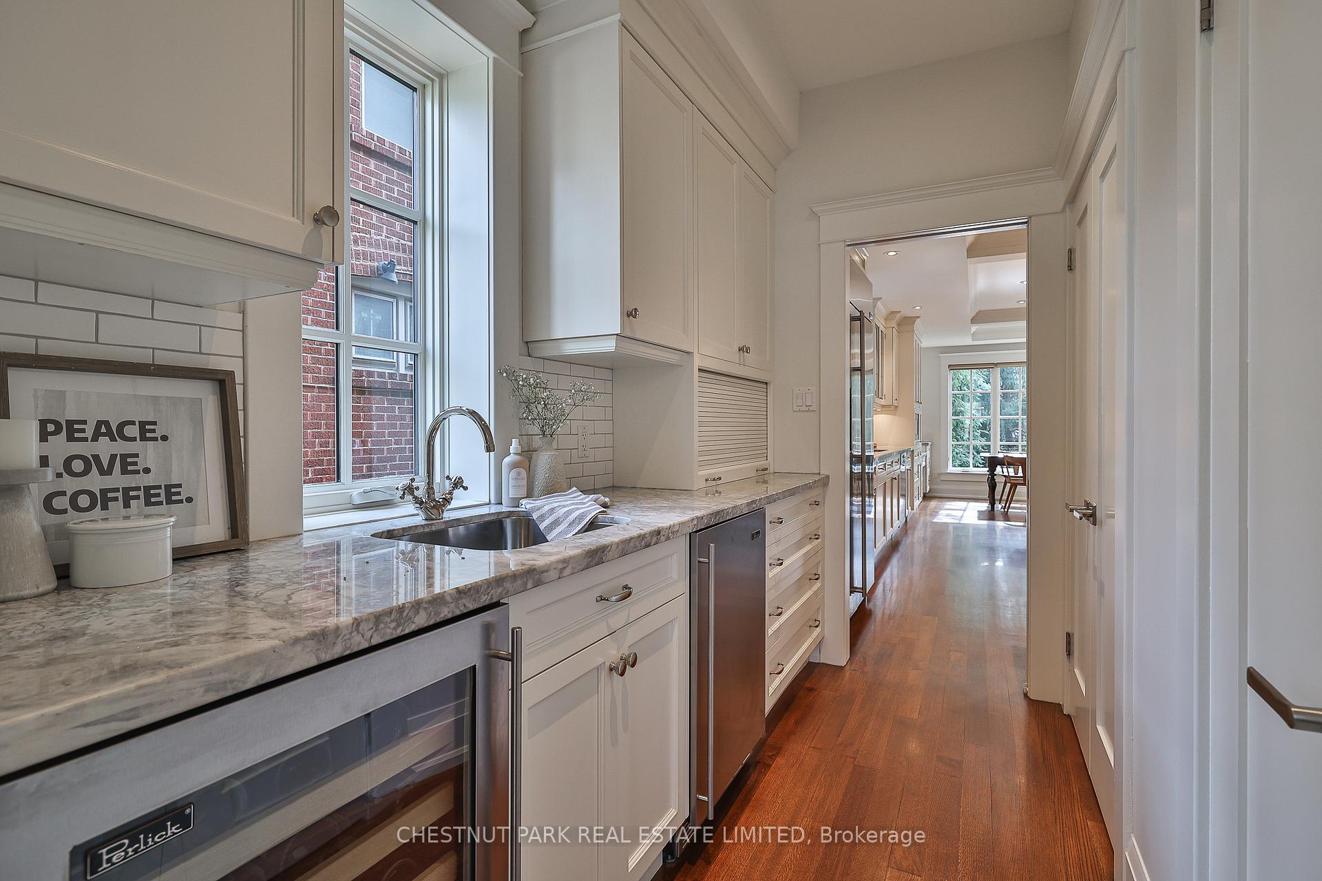Photo 8 of 8 St Leonard's Crescent, Toronto, Lawrence Park South — HOMEH