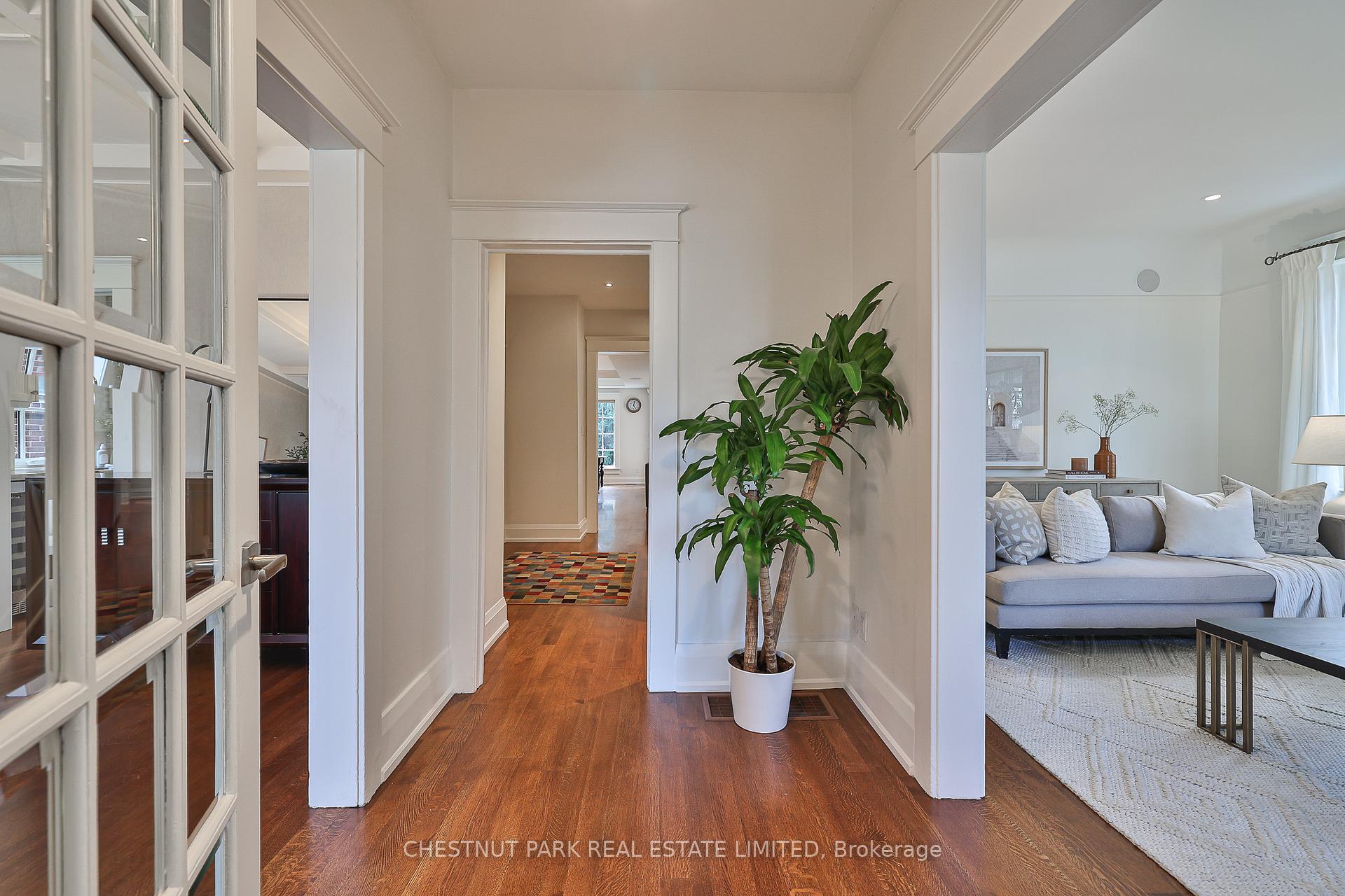 Photo 14 of 8 St Leonard's Crescent, Toronto, Lawrence Park South — HOMEH