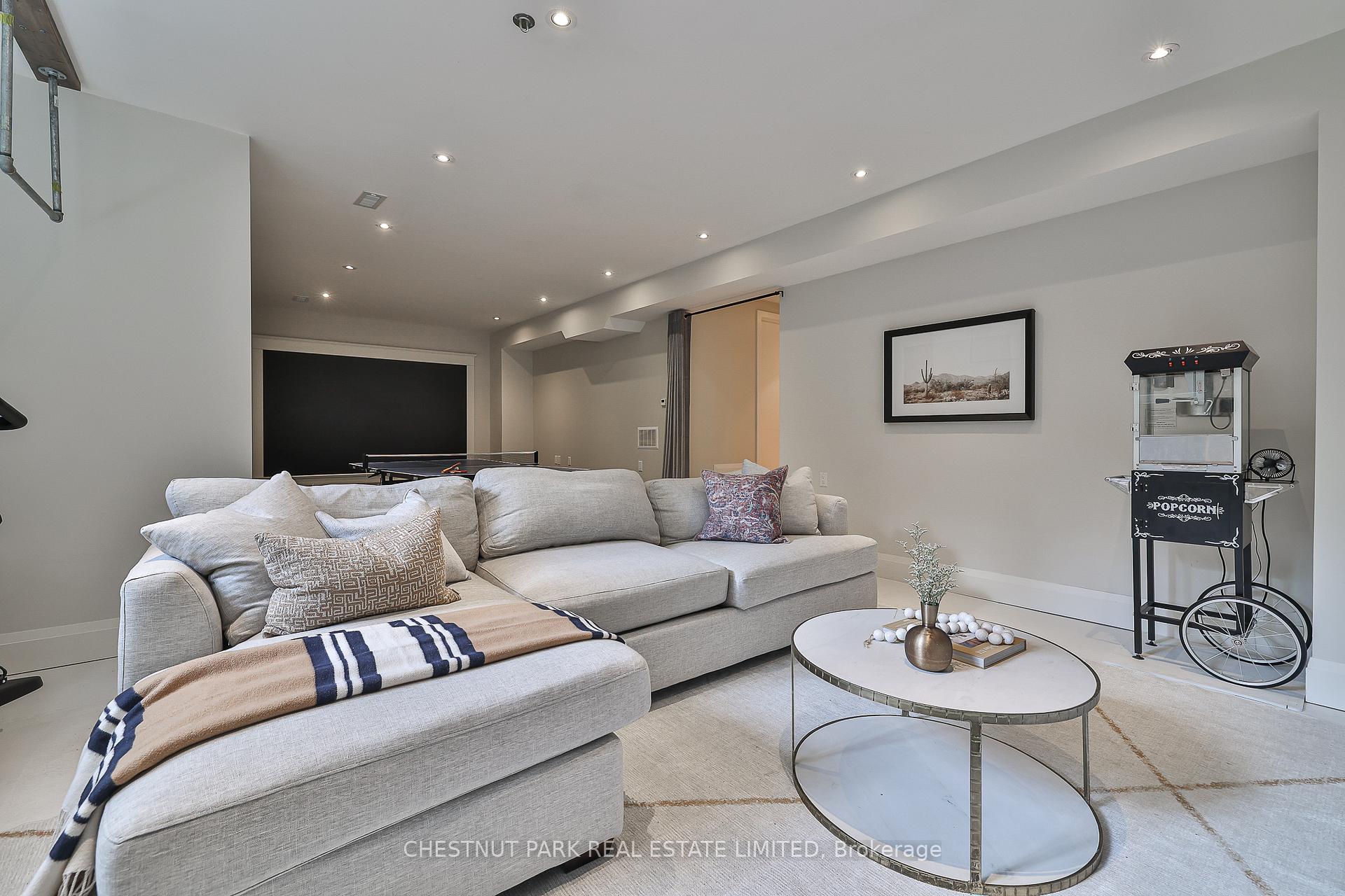 Photo 39 of 8 St Leonard's Crescent, Toronto, Lawrence Park South — HOMEH