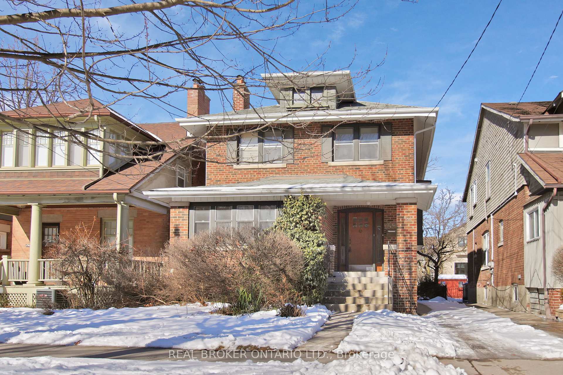 Front of 152 Briar Hill Avenue