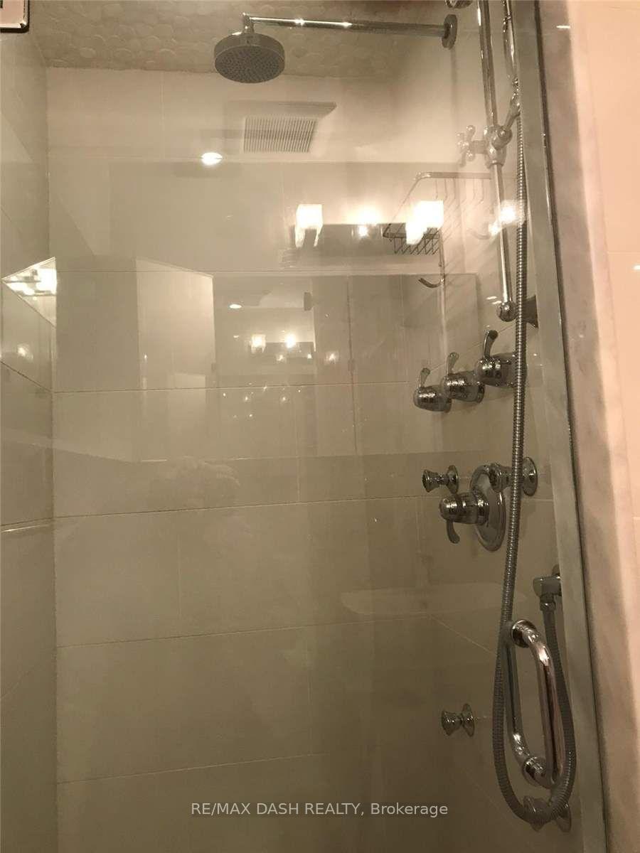 Photo 7 of Unit MAIN, 8 Beatrice Street, Toronto, Trinity-Bellwoods — HOMEH