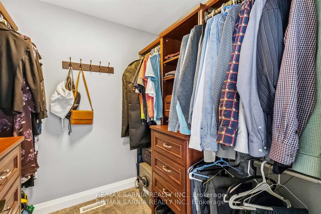 Photo 12 of 428 Darcy Drive, Strathroy-Caradoc, NE — HOMEH