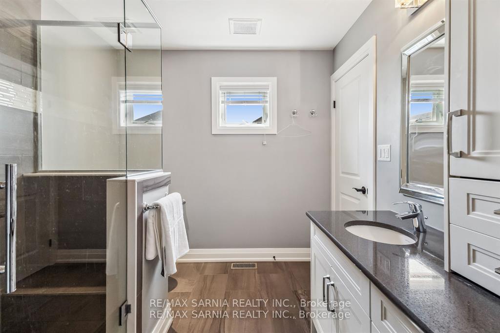 Photo 15 of 428 Darcy Drive, Strathroy-Caradoc, NE — HOMEH